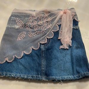 Denim skirt